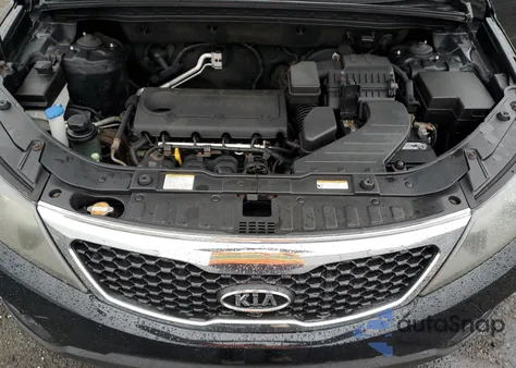 2011 Kia Sorento Base из США, поврежденный, VIN 5XYKTDA16BG070095